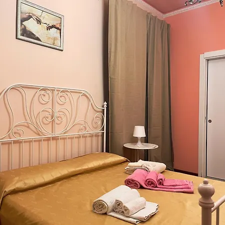 לינה וארוחת בוקר Stella Marina 3*